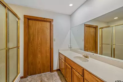224 Blue Bird Ln, Holly Lake Ranch, TX 75765 - Photo 9