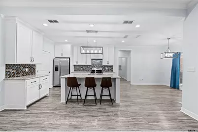19355 Cedarpark Pl, Lindale, TX 75771 - Photo 11