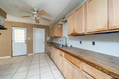 500 W Myrtle St, Winnsboro, TX 75494 - Photo 7
