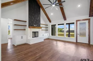 17402 Woodcrest Cir, Lindale, TX 75771 - Photo 11