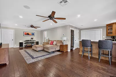 6401 Hollytree Circle, Tyler, TX 75703 - Photo 21