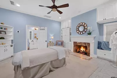 6401 Hollytree Circle, Tyler, TX 75703 - Photo 17