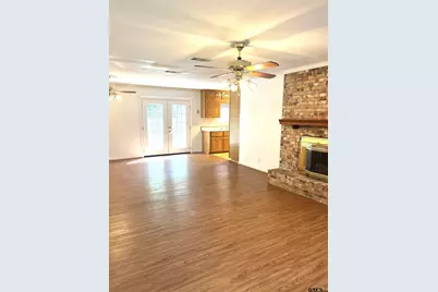 219 Powell, Tyler, TX 75703 - Photo 3