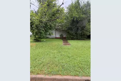 433 S Mahon Ave, Tyler, TX 75701 - Photo 1