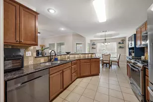 421 W Cumberland Rd, Tyler, TX 75703 - Photo 11