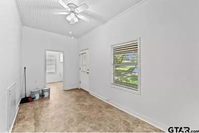 211 S Olive, Grapeland, TX 75844 - Photo 23