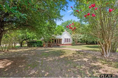211 S Olive, Grapeland, TX 75844 - Photo 1