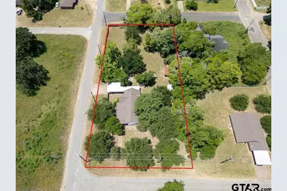 211 S Olive, Grapeland, TX 75844 - Photo 1