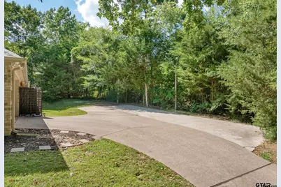 23610 Greenway Dr, Bullard, TX 75757 - Photo 5