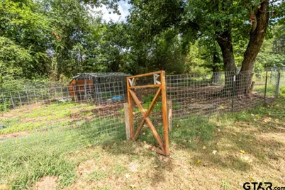 18059 County Road 2142, Troup, TX 75789 - Photo 15