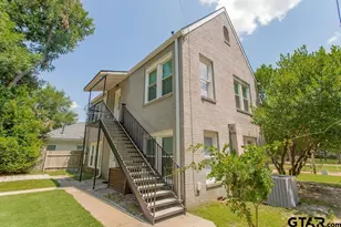 831 W Houston St, Tyler, TX 75702 - Photo 3