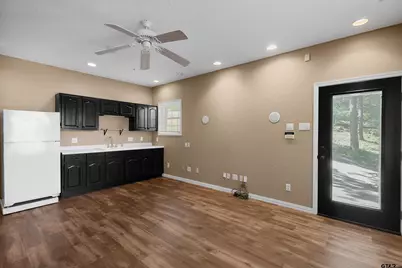1907 East Lake, Gladewater, TX 75647 - Photo 21