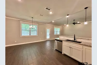 109 Rose Row Ln, Winona, TX 75792 - Photo 11
