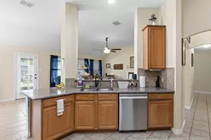 4601 Carlton Dr, Garland, TX 75043 - Photo 17