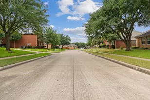 4601 Carlton Dr, Garland, TX 75043 - Photo 35
