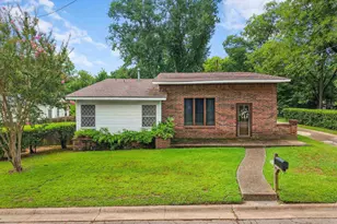 509 Park St, Gilmer, TX 75644 - Photo 9