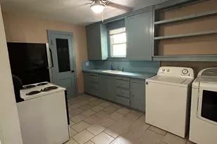 318 E South St, Lindale, TX 75771 - Photo 5