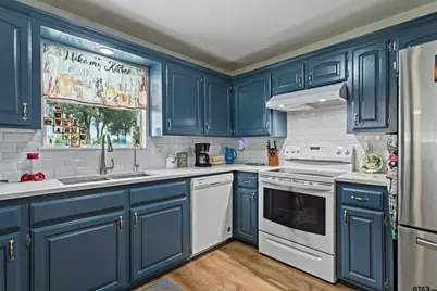 288 County Road 3133, Jacksonville, TX 75766 - Photo 11