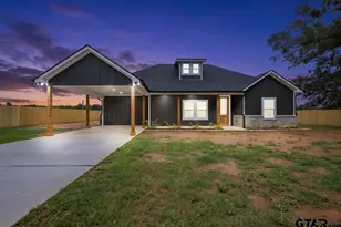 286 County Rd 4114, Jacksonville, TX 75766 - Photo 1