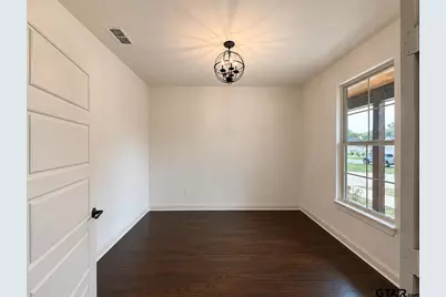 19356 Cedarpark Pl, Lindale, TX 75771 - Photo 7