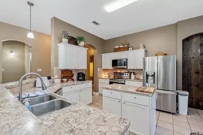 1902 Golden Bay, Whitehouse, TX 75791 - Photo 7