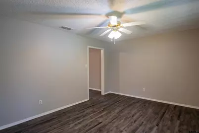 1211 Brookshire Dr, Tyler, TX 75701 - Photo 3