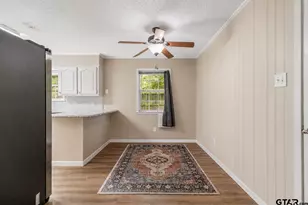 817 Howard St, Jacksonville, TX 75766 - Photo 19