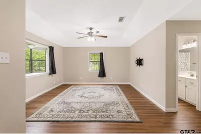 817 Howard St, Jacksonville, TX 75766 - Photo 5