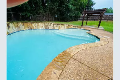 404 W Briar Court, Overton, TX 75684 - Photo 3