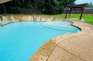 404 W Briar Ct, Overton, TX 75684 - Photo 3