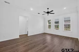 3091 Royal Gdn Rd, Tyler, TX 75701 - Photo 7