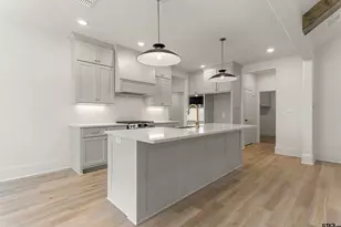 5300 Hollytree Dr, Tyler, TX 75703 - Photo 13