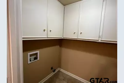 418 Woodland Hills Dr, Tyler, TX 75701 - Photo 11