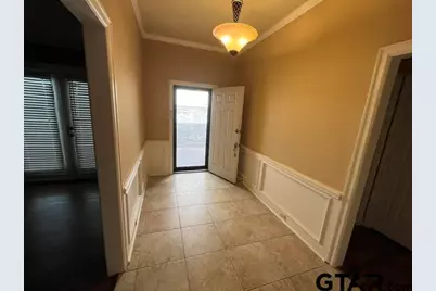 418 Woodland Hills Dr, Tyler, TX 75701 - Photo 3