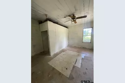 401 S Joy Street, Troup, TX 75789 - Photo 11