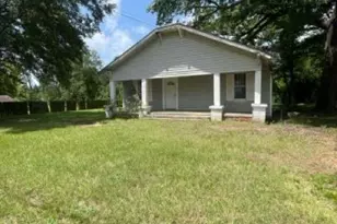 401 S Joy St, Troup, TX 75789 - Photo 7