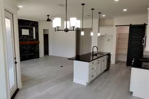 915 Alex Dr, Whitehouse, TX 75791 - Photo 5