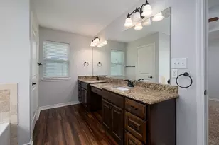 416 Hyde Park Dr, Chandler, TX 75758 - Photo 13