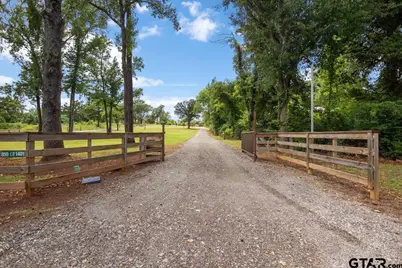 865 County Road 1401, Jacksonville, TX 75766 - Photo 41