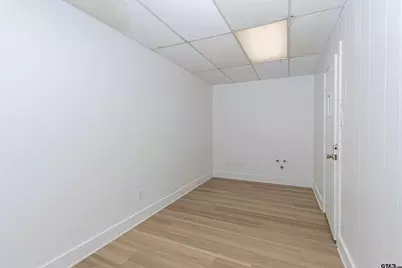 3037 E 5th St, Tyler, TX 75701 - Photo 13