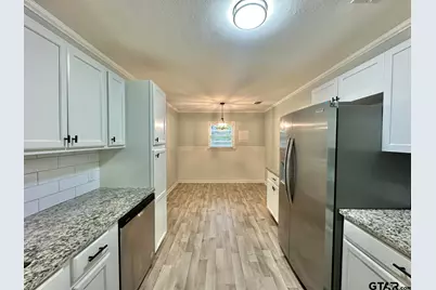 1121 Elizabeth Drive, Tyler, TX 75701 - Photo 7