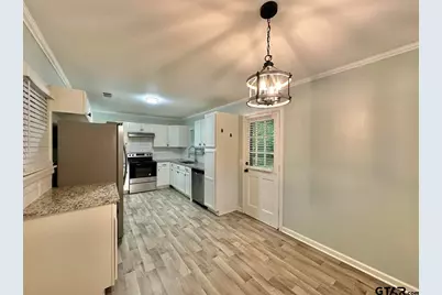 1121 Elizabeth Drive, Tyler, TX 75701 - Photo 9