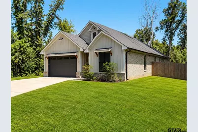 2305 Debby Ln, Tyler, TX 75701 - Photo 3