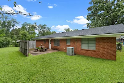 612 Leach St, Kilgore, TX 75662 - Photo 19