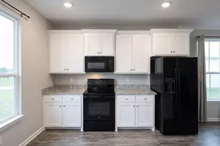 252 Oak Valley, Gilmer, TX 75645 - Photo 11