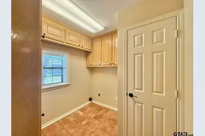 3308 Moss, Tyler, TX 75707 - Photo 13