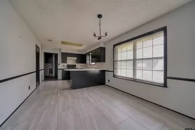 2005 Majestic Pace St, Longview, TX 75604 - Photo 3