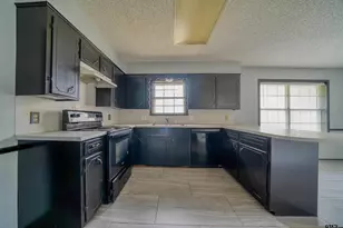 2005 Majestic Pace St, Longview, TX 75604 - Photo 5
