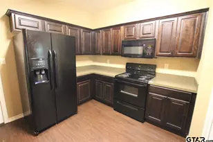 19401 King Ranch Dr, Flint, TX 75762 - Photo 9
