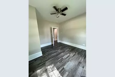 112 E Lakeview, Henderson, TX 75652 - Photo 11